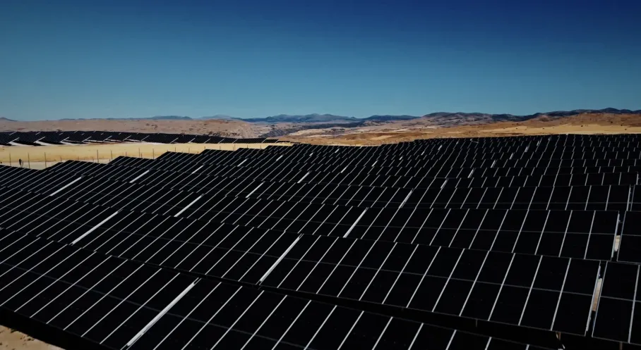 Astronergy'den Türk Telekom'a Güneş Enerjisi Desteği: Dev Projede Yerli TOPCon Paneller!