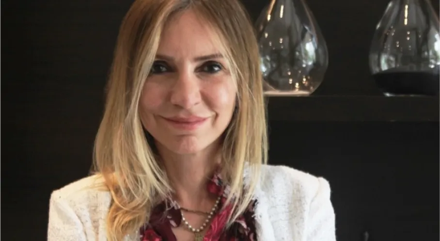 Ayşegül Orhan'dan Mavi Çakar İsyanı: 'Hayatımızı Tehlikeye Atmaya Hakları Yok!'