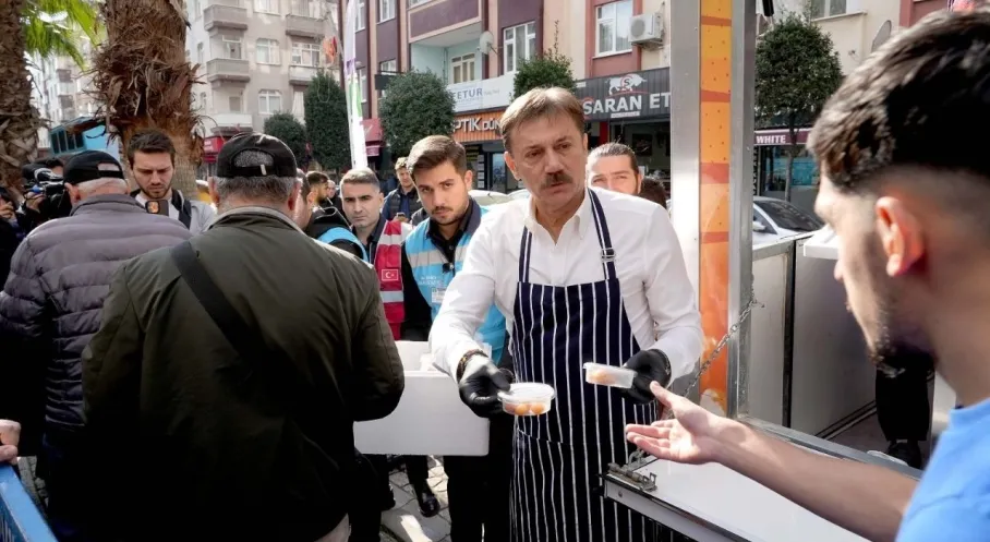 Bahçelievler Şehitleri Andı: Mevlit ve Lokma İkramı ile Dualar Yükseldi!