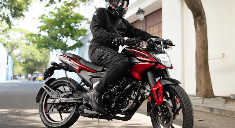 Bajaj Pulsar N125 Türkiye'de! Gençlerin Yeni Gözdesi Yollarda!