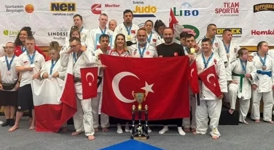 Bakan Bak’tan Down Judo Milli Takımı İçin Tebrik Mesajı