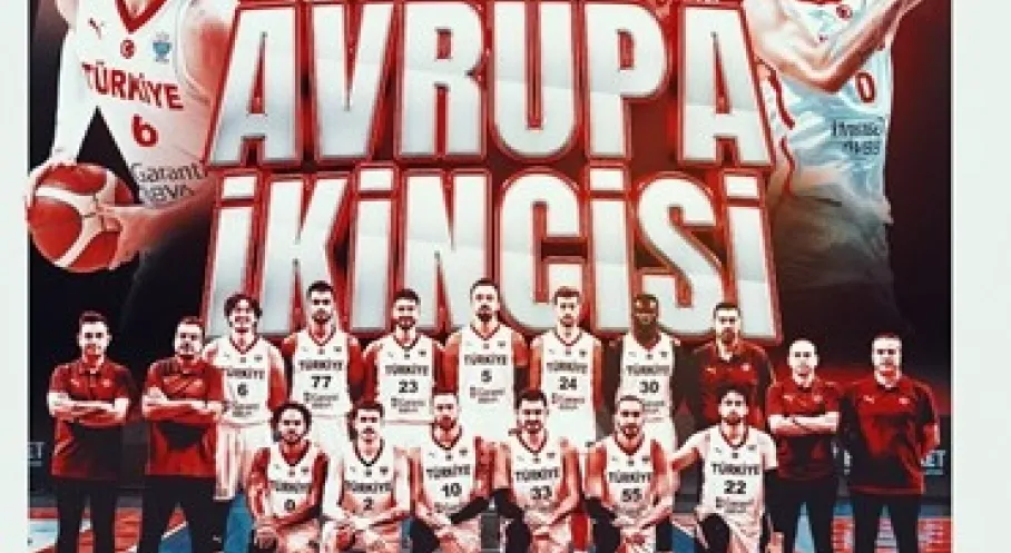 Bakan Bak'tan Milli Basketbol Takımına Tebrik Yağmuru!