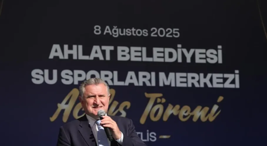 Bakan Bak'tan Spor Hamlesi: Dağlarda Roket Yerine Raket Sesleri Yükselsin!