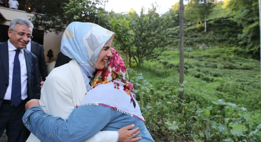 Bakan Göktaş'tan Rize Çıkarması: Aile, Sevgi ve Kardeşlik Vurgusu!