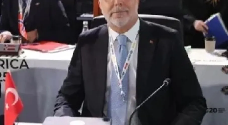Bakan Işıkhan'dan G20'de Türkiye'nin İstihdam Hamlesi Sunumu!