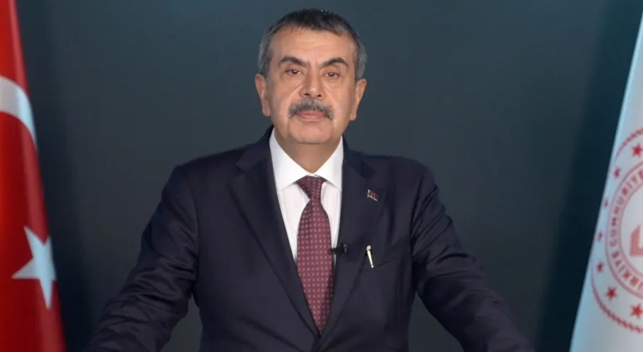 Bakan Tekin'den Öğretmenlere Güçlü Mesaj: 'Türkiye Yüzyılı'nın Geleceği Sizsiniz!'