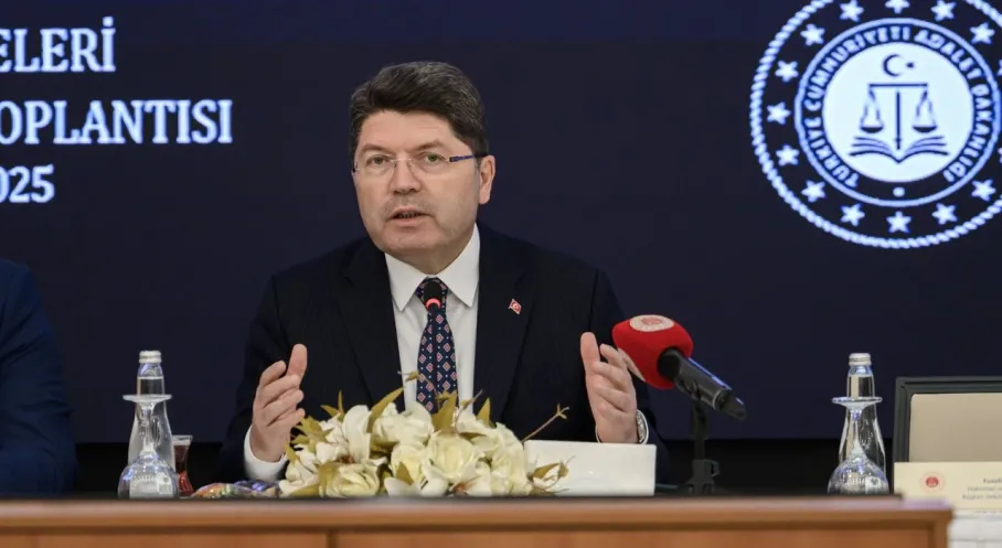 Bakan Tunç'tan Kadınlara Tam Destek: Adalet Kadınlarla Güçleniyor!