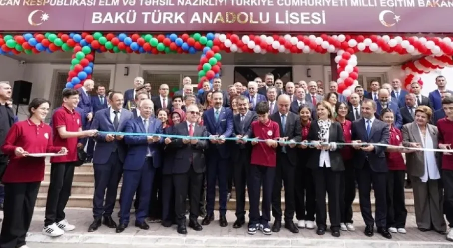 Bakü'de Türk Anadolu Lisesi Açıldı! Eğitimde Kardeşlik Köprüsü Kuruluyor