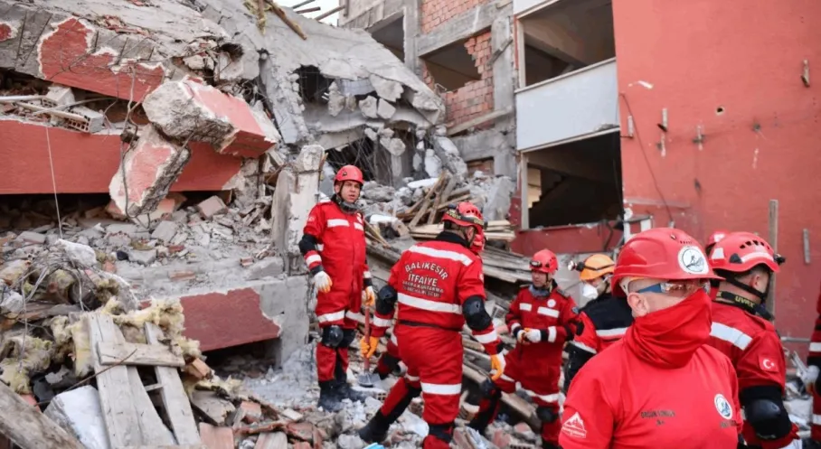 Balıkesir'de Büyük Deprem Tatbikatı: İtfaiye ve AFAD Güç Birliği Yaptı!