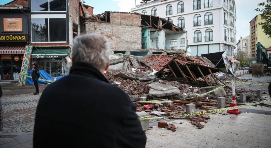 Balıkesir'de Deprem Alarmı: 'Ölü Faylar' Yeniden mi Canlandı? Uzmanlardan Kritik Uyarı!