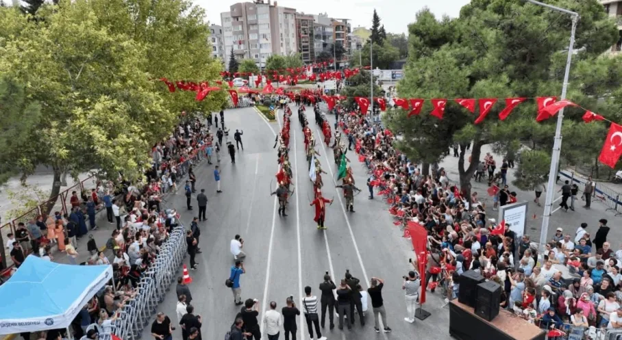 Balıkesir Kurtuluş Coşkusuyla İnledi! İşte Etkinliklerden Renkli Kareler