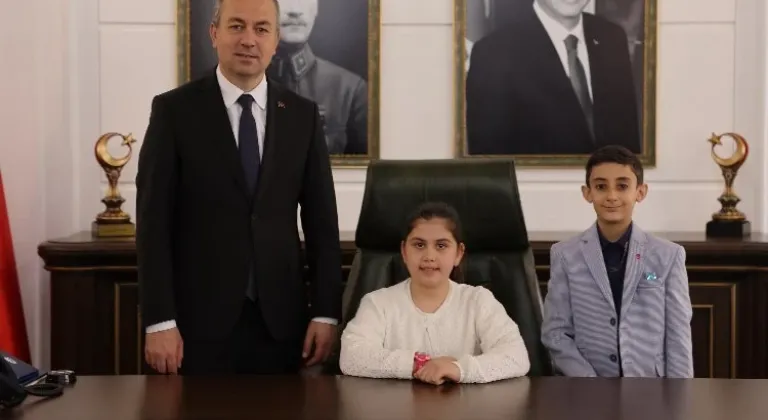 Başkan Adem Uzun'un Görevi Hatice Betül Karakuş'a Devredildi