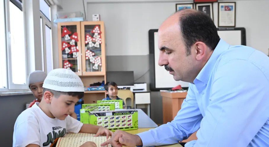 Başkan Altay, Minik Kur’an Talebeleriyle Buluştu