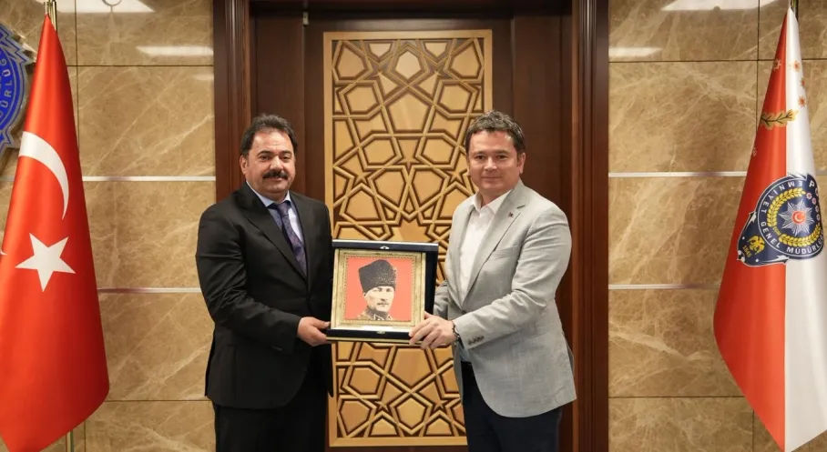 Başkan Aydın'dan Emniyet Müdürü Gökçe'ye Ziyaret: Bursa'da Güvenlik İşbirliği Vurgusu!