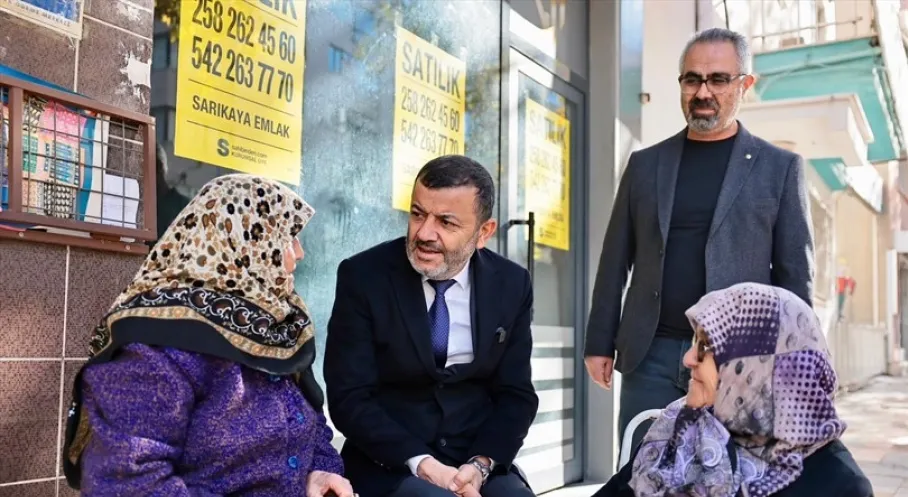 Başkan Çavuşoğlu'ndan İstiklal Caddesi'ne Kritik Ziyaret: Esnaf Dinlendi, Yeni Düzenlemeler Yerinde İncelendi!