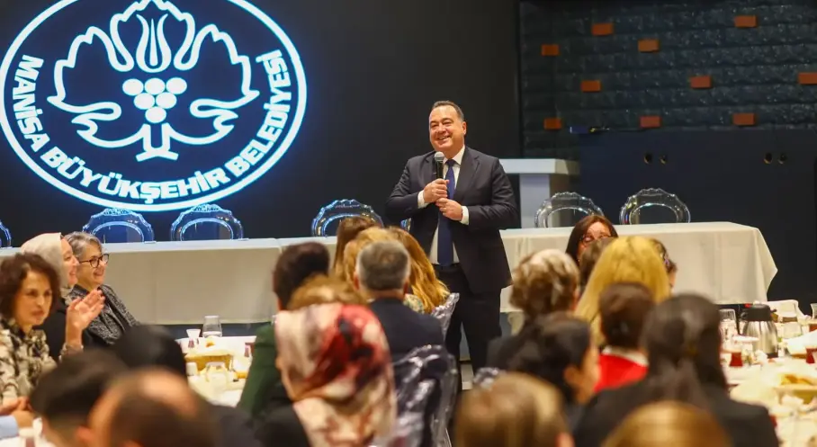 Başkan Dutlulu, Muhtarlar Günü’nde Kadın Muhtarlarla Buluştu