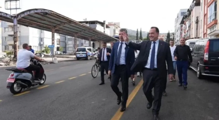Başkan Dutlulu'dan Soma'ya Asfalt Müjdesi! Savaştepe Yolu Yenilendi