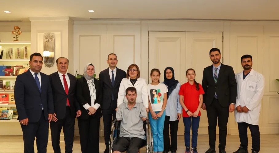 Viral Olan Yürek Burkan Görüntüler Sonrası Başkan Şahin Harekete Geçti: Burhan Doğruyol'un Protez Hayali Gerçek Oldu!
