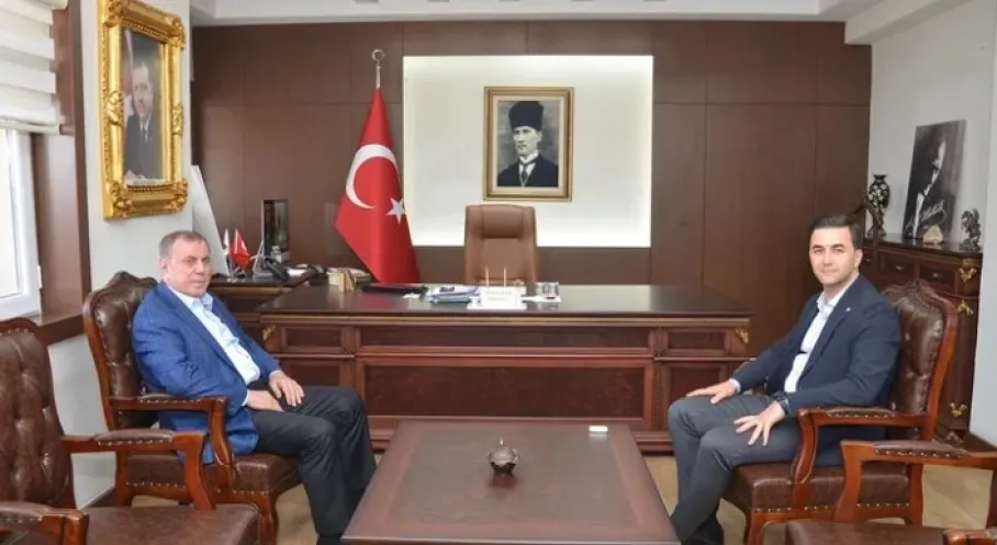 Son Dakika: Başkan Şahin'den Midyat Kaymakamı Kaya'ya Ziyaret ve Önemli Açıklamalar!