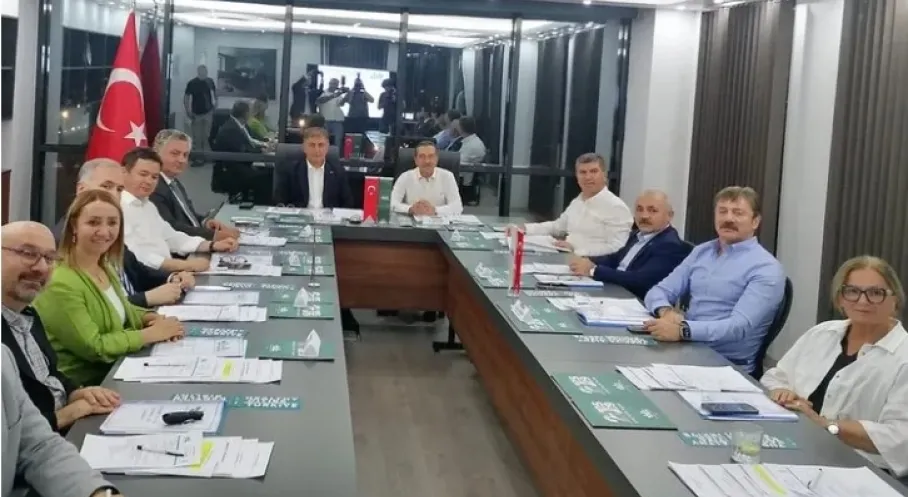 Başkan Tekin'den Eskişehir'de Sağlıklı Kentler Zirvesi!