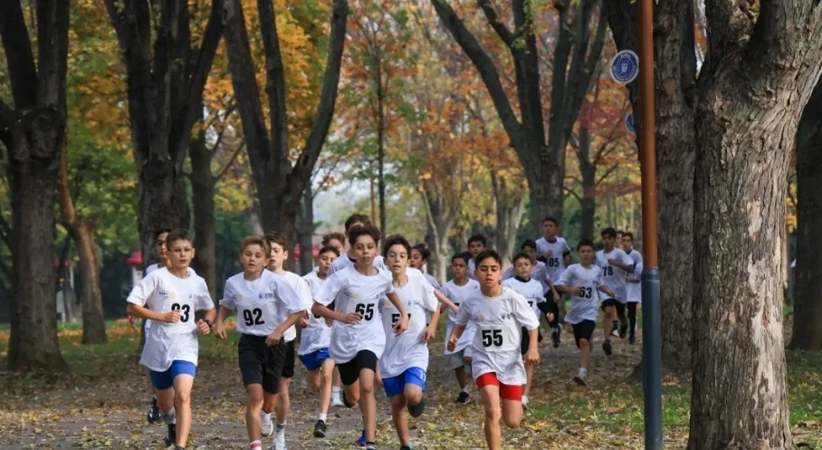 Başöğretmen Atatürk Krosunda Heyecan Dorukta! İşte Dereceye Girenler