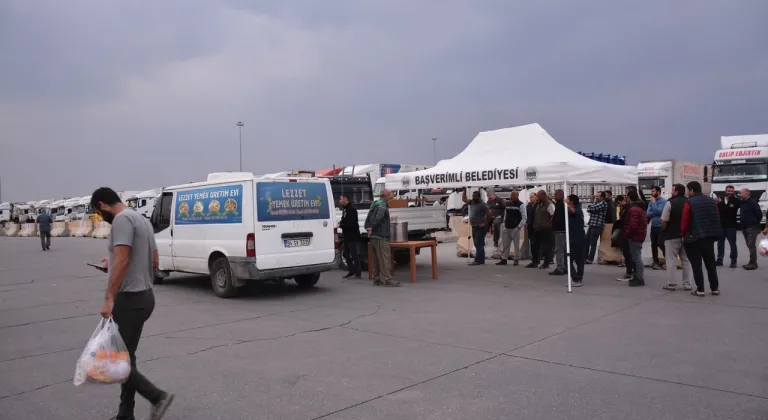 Başverimli Belediyesinden sırada bekleyen şoförlere çorba ikramı