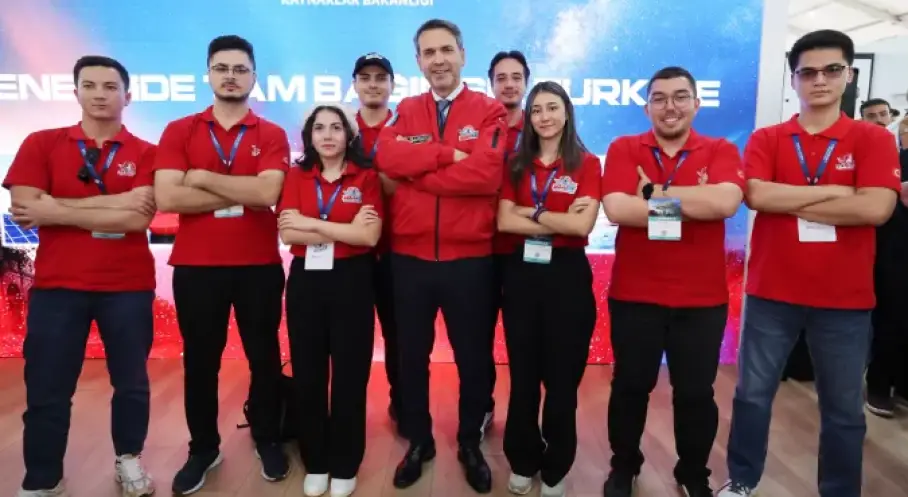 Bayraktar: Gençlerin Enerjisi Türkiye’yi Geleceğe Taşıyacak