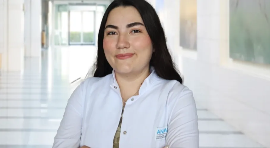 Bayramda Çocuk Dişleri Tehlikede! Hekimler Uyarıyor: Bu Şekerlerden Uzak Durun!