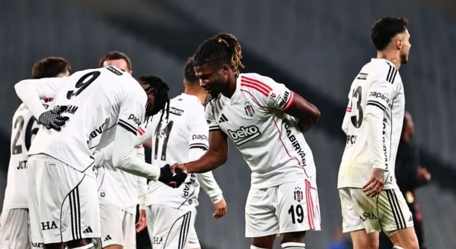 Beşiktaş, Karagümrük'ü Deplasmanda Devirdi! İşte Maçın Kritik Anları ve Sergen Yalçın'ın Açıklamaları