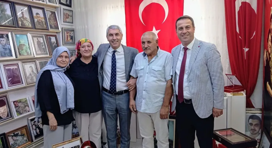 Beypazarı Kaymakamı Şehit Ailesini Ziyaret Etti: Acılar Paylaşıldı, Anılar Canlandı!