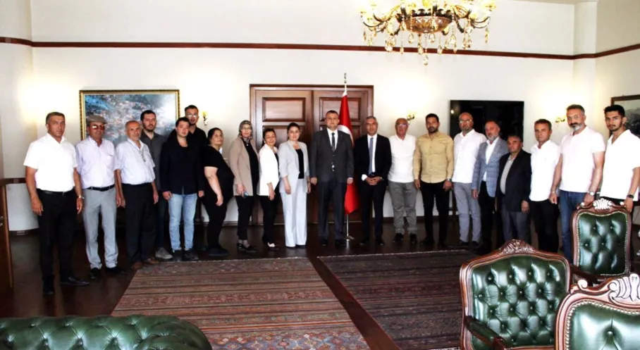 Beypazarı'nda AK Parti'den Kaymakam Coşkun'a Ziyaret: İşbirliği Vurgusu!