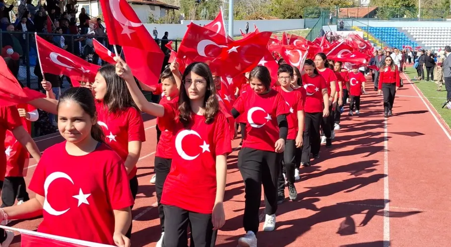 Beypazarı'nda Cumhuriyet Coşkusu! 102. Yıl Kutlamalarıyla İlçe Bayram Havasında