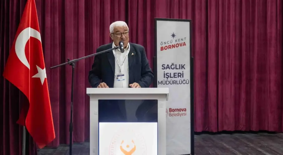 Bornova’da 3. Yaş Üniversitesi yeni döneme başladı