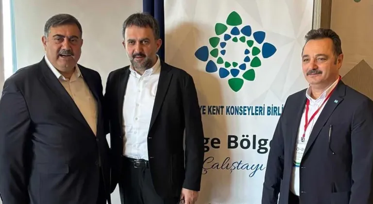 Bornova'da Yerel Yönetimlere Güç Veren Zirve! Kent Konseyleri Birliği'nden Önemli Adım