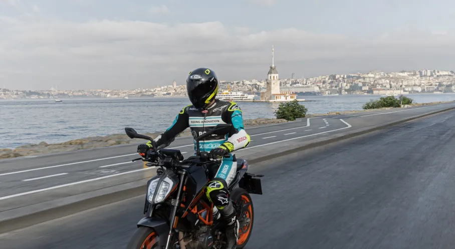 Bosch'tan Motosiklet Güvenliğinde Devrim: ABS'nin 30. Yılı!