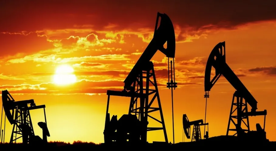 Brent Petrol Fiyatları Çakıldı! İşte Düşüşün Nedenleri ve Beklentiler