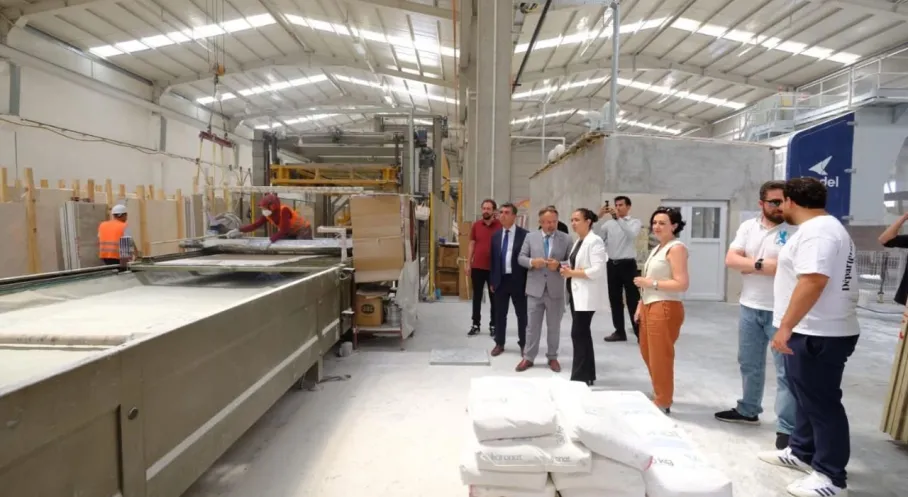 Burdur Valisi Bilgihan'dan Sanayi Kuruluşlarına Ziyaret: Ekonomiye Destek Mesajı!