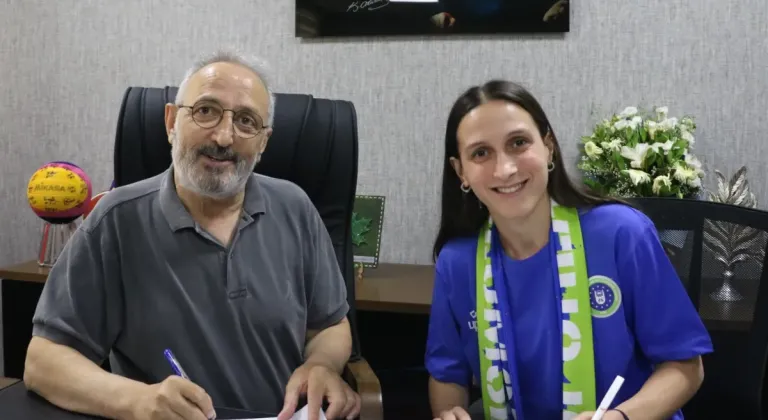 Bursa Büyükşehir Belediyespor Kadrosuna Yeni İsimler Katmaya Devam Ediyor