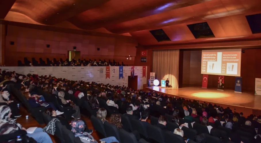Bursa Büyükşehir'den KPSS ve AGS Adaylarına Dev Destek: 3000 Genç Sınav Kampında!
