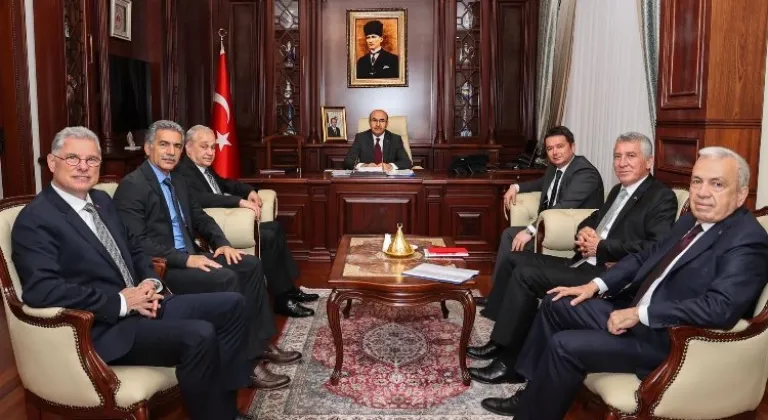 Bursa ilçe belediye başkanları Valilik ve Büyükşehir'i ziyaret etti!