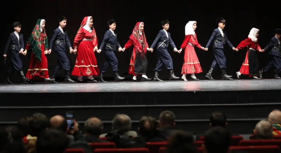 Bursa Nevruz Coşkusuyla Sallandı! Baharın Gelişi ve Ergenekon Ruhu Şehri Sardı