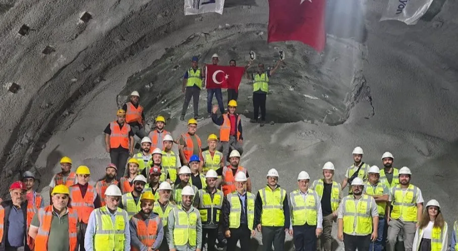 Bursa YHT'de Dev Adım! T9 Tüneli Tamamlandı: Ankara ve İstanbul'a Hızlı Erişim Müjdesi!
