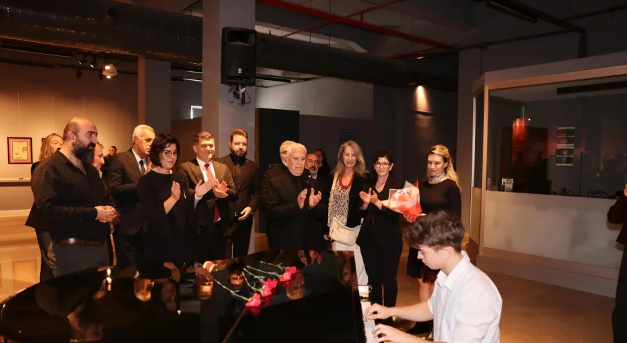 Bursa'da 10 Kasım Coşkusu: Atatürk Sevgisi Etkinliklerle Yaşatıldı!