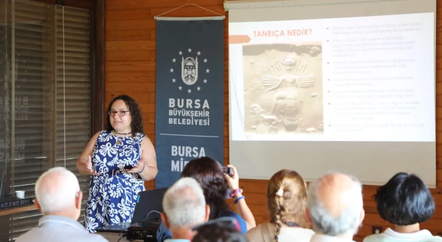 Bursa'da Arkeoloji Rüzgarı: Aktopraklık Söyleşileri Başladı!
