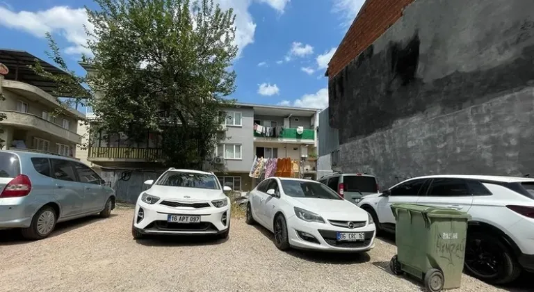 Bursa'da Çöp Kutuları Gündemde: Sürücüler İsyan Etti
