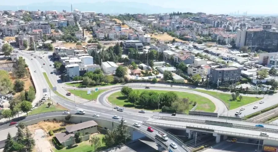 Bursa'da Filament Kavşağı Rahatladı! Asfalt Yenilemesiyle Ulaşım Nefes Aldı