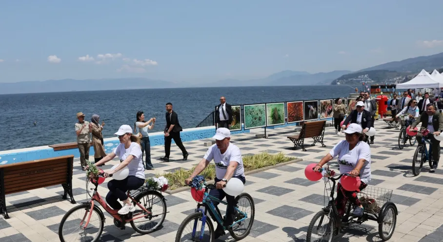 Bursa'da 'Süslü Bisikletler' ile Çevreye Duyarlılık Çağrısı!
