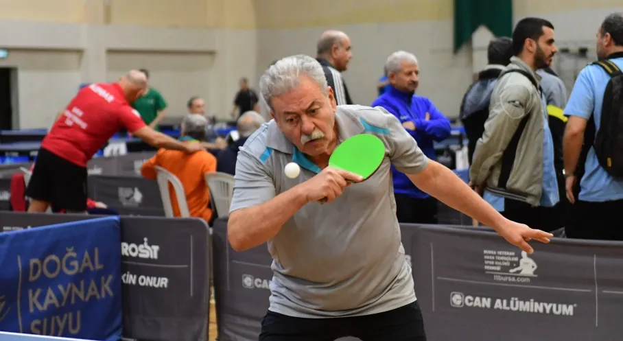 Bursa'da Veteran Masa Tenisi Şöleni Sona Erdi! İşte Turnuvanın Yıldızları