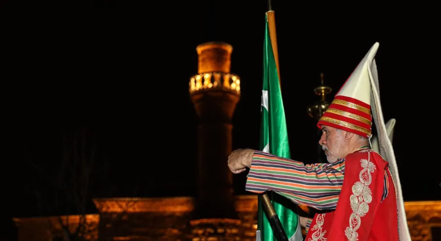 Bursa'nın 700 Yıllık Destanı: Dijital Mapping ile Tarihi Sur ve Hanlarda Büyüleyici Işık Şöleni!