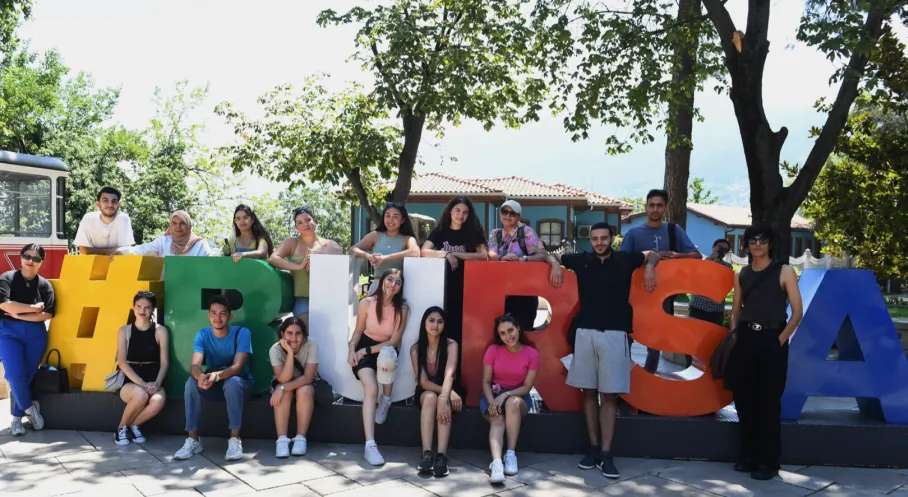 Bursa'nın Güzellikleri Dünya Sahnesinde: Yabancı Öğrencilerden Osmangazi Tanıtımı!